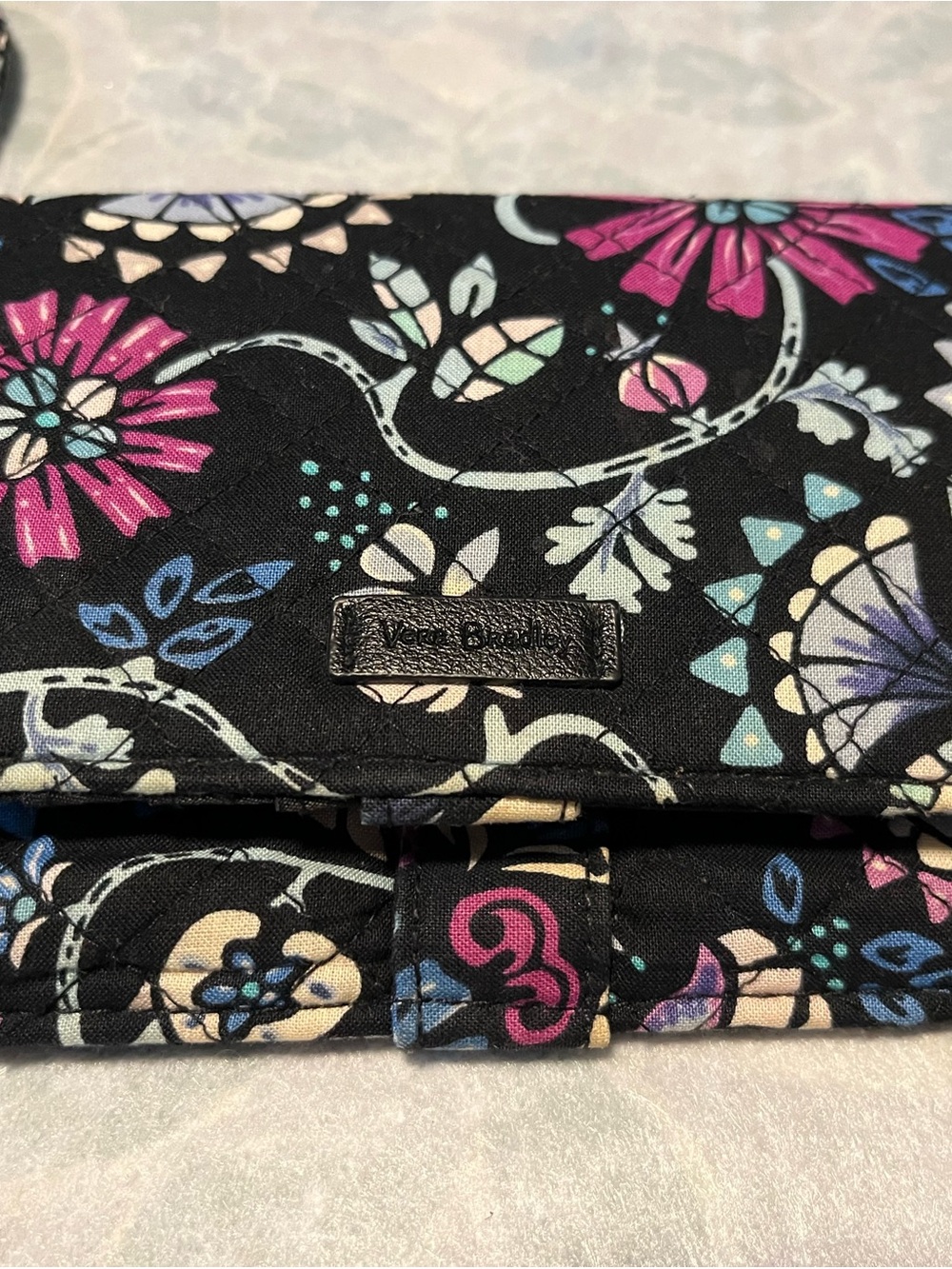 Vera Bradley Black Floral Quilted Clutch Wallet Pink & Blue Floral Adj Strap 7X5